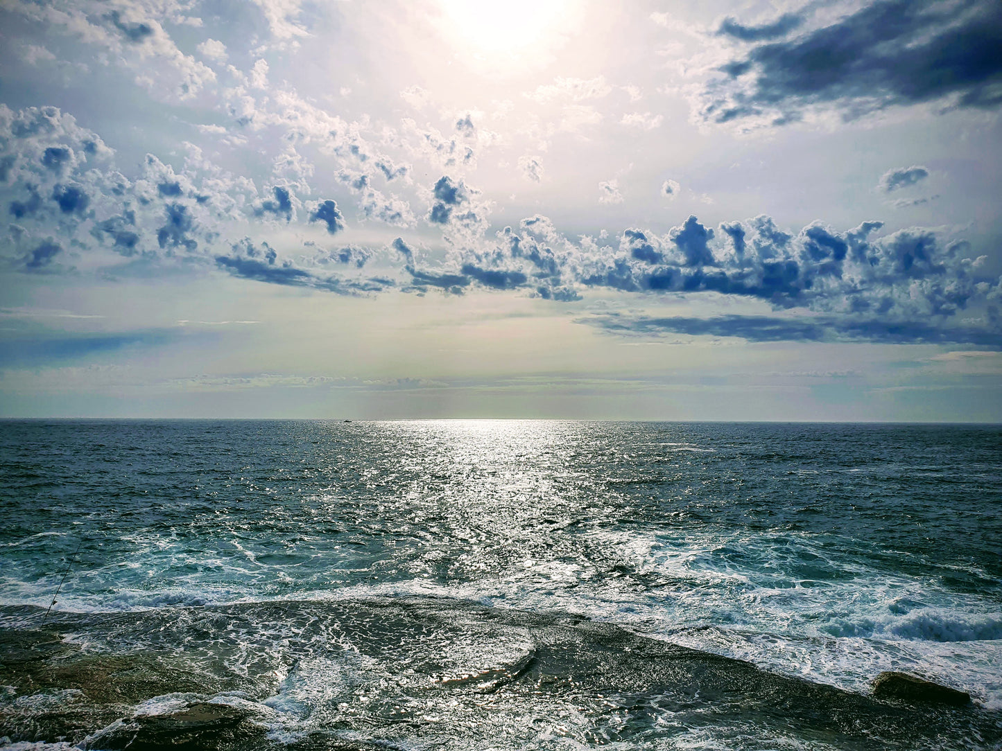 BT24 "Curl Curl-rocks and ocean".