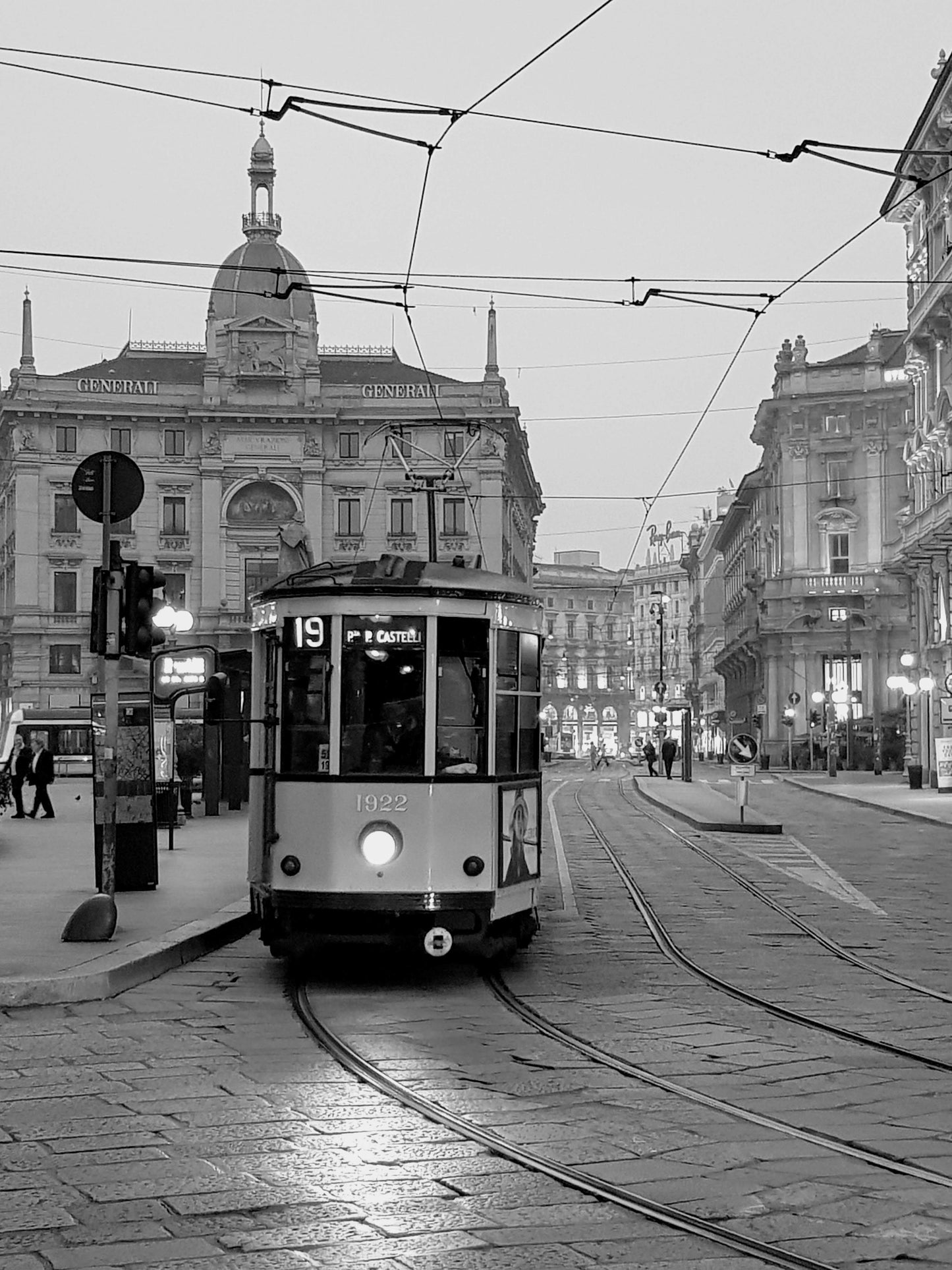 BT56 Milan. Morning tram. BW