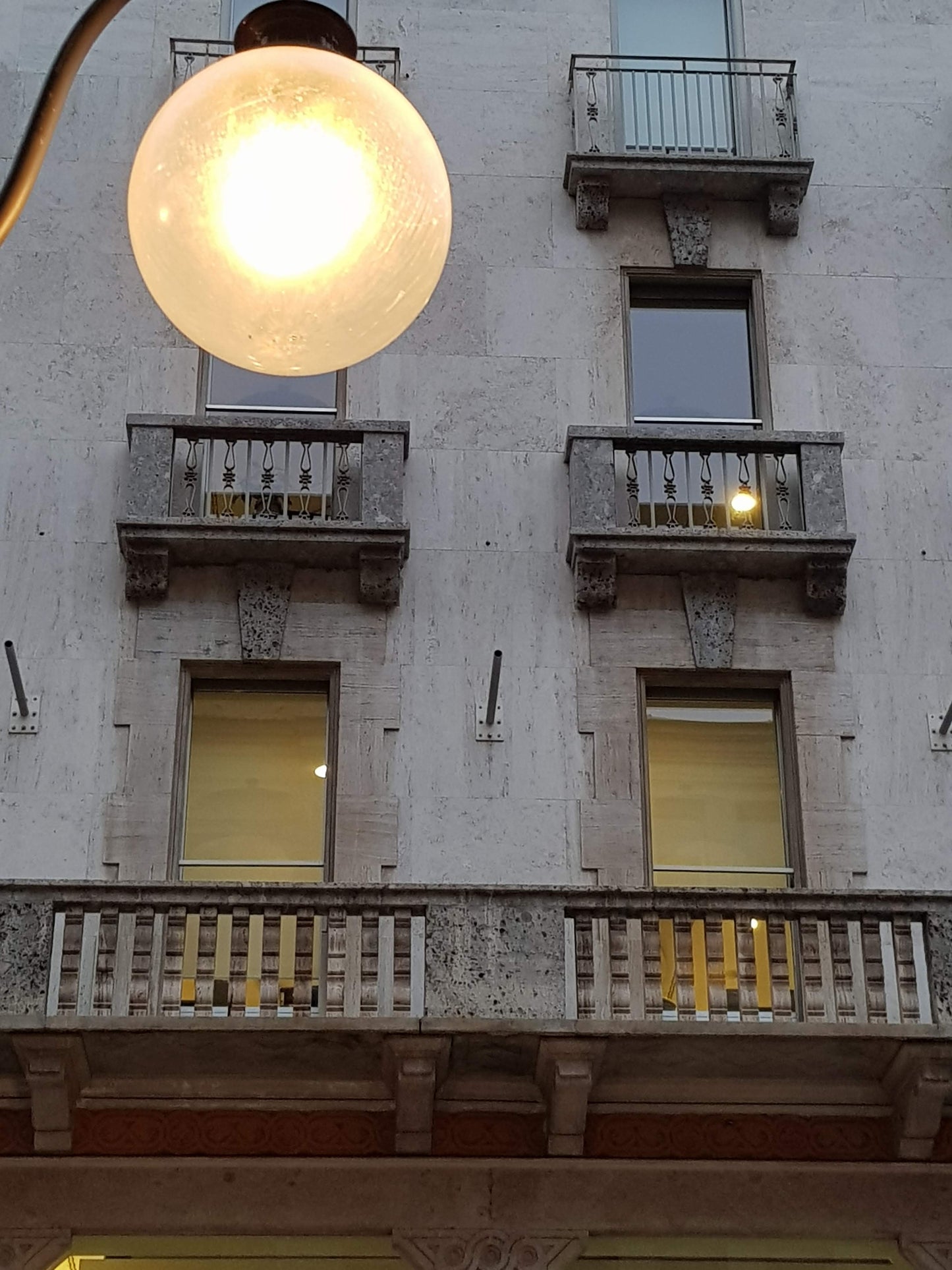 BT62 Milan streets, old and new