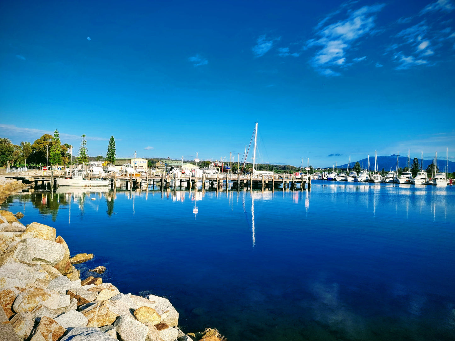 BT18 Bermagui Blue-barely a ripple