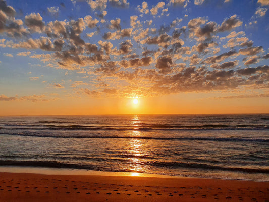 Dawn on Dee Why: "Dawn spotlight". Beautiful Things photography